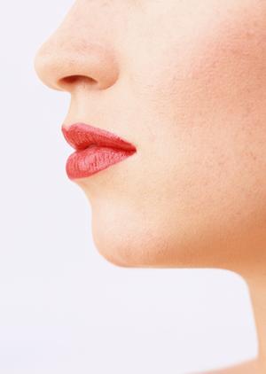 女性の乳房の悩みの一つである乳輪縮小